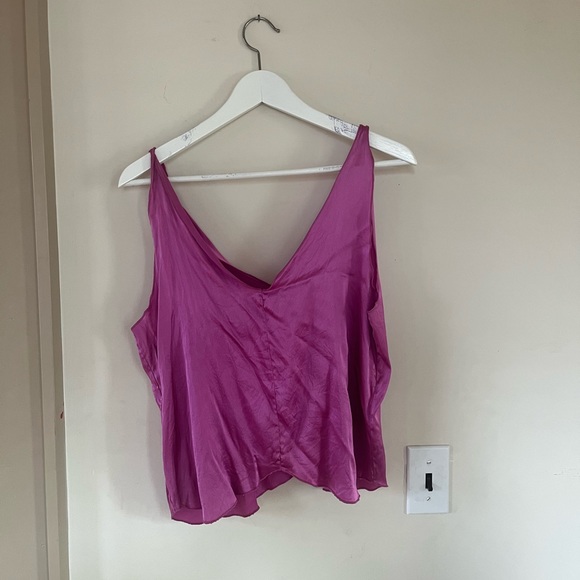 Baserange Silk Top - Picture 2 of 2